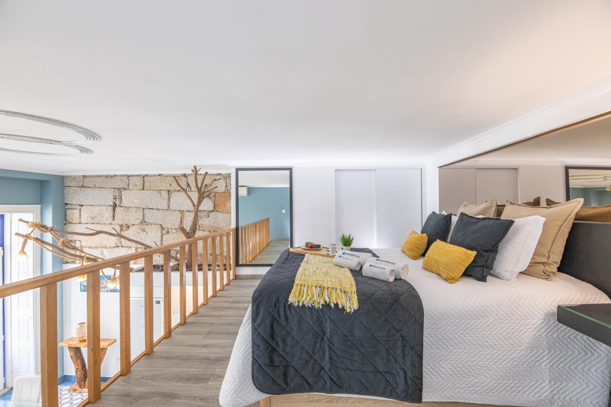 Apartamento Deluxe Spacious Flats W Mezzanine By Host Wise OOporto Exterior foto