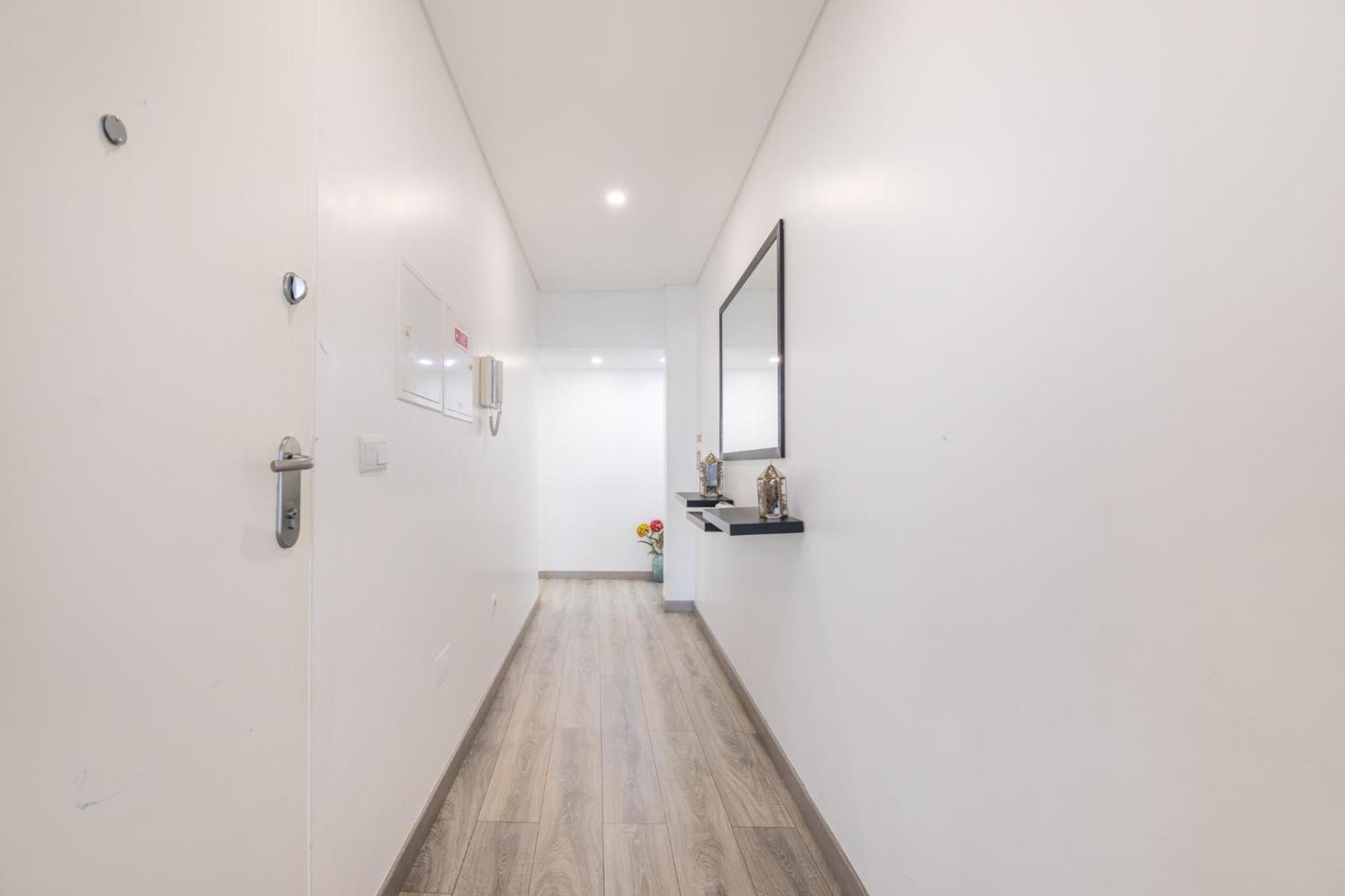 Apartamento Deluxe Spacious Flats W Mezzanine By Host Wise OOporto Habitación foto