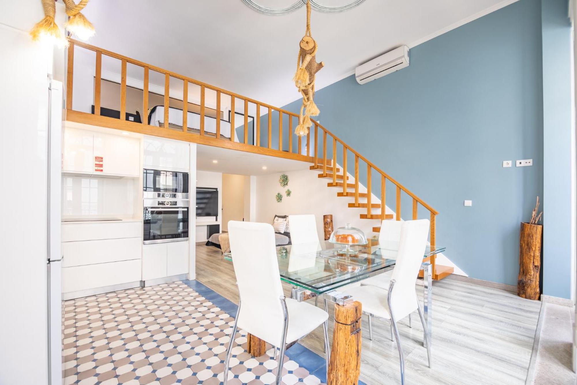 Apartamento Deluxe Spacious Flats W Mezzanine By Host Wise OOporto Habitación foto