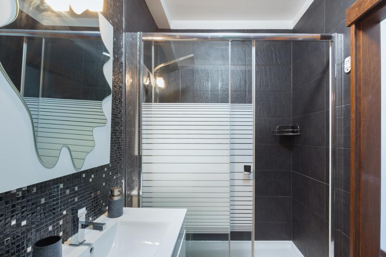 Apartamento Deluxe Spacious Flats W Mezzanine By Host Wise OOporto Exterior foto